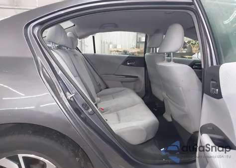 2017 Honda Accord Lx z USA, uszkodzony, nr VIN 1HGCR2F38HA248553